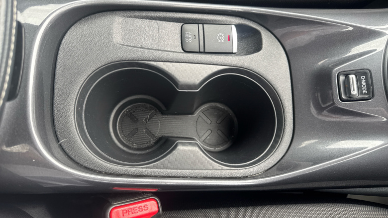 Nissan Juke 1.0 DiG-T 114 N-Connecta 5dr Petrol Hatchback